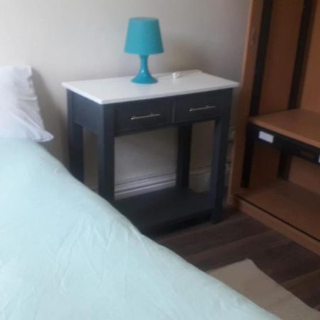 Bright Home Guest House Селфорд Екстер'єр фото