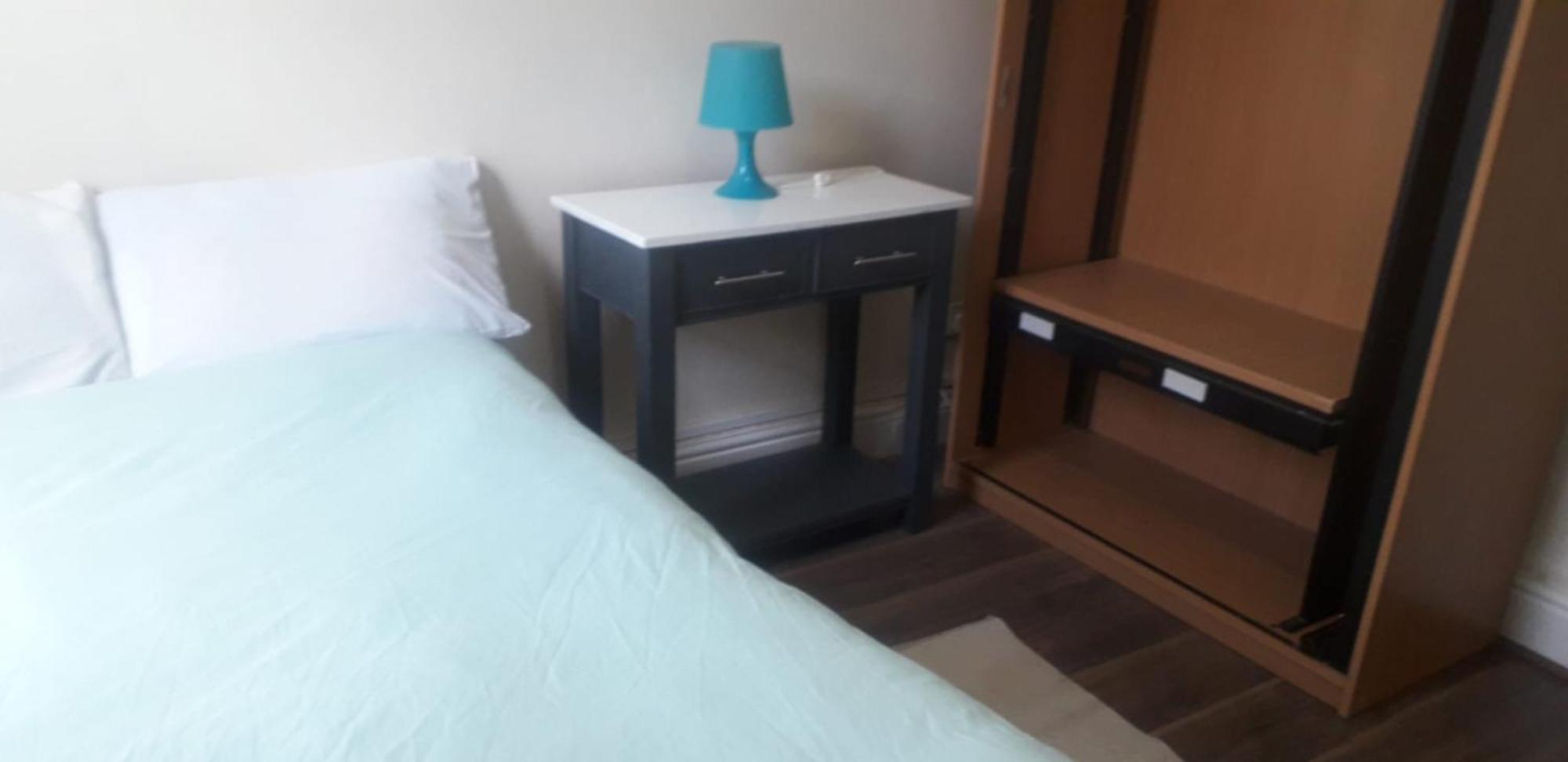 Bright Home Guest House Селфорд Екстер'єр фото